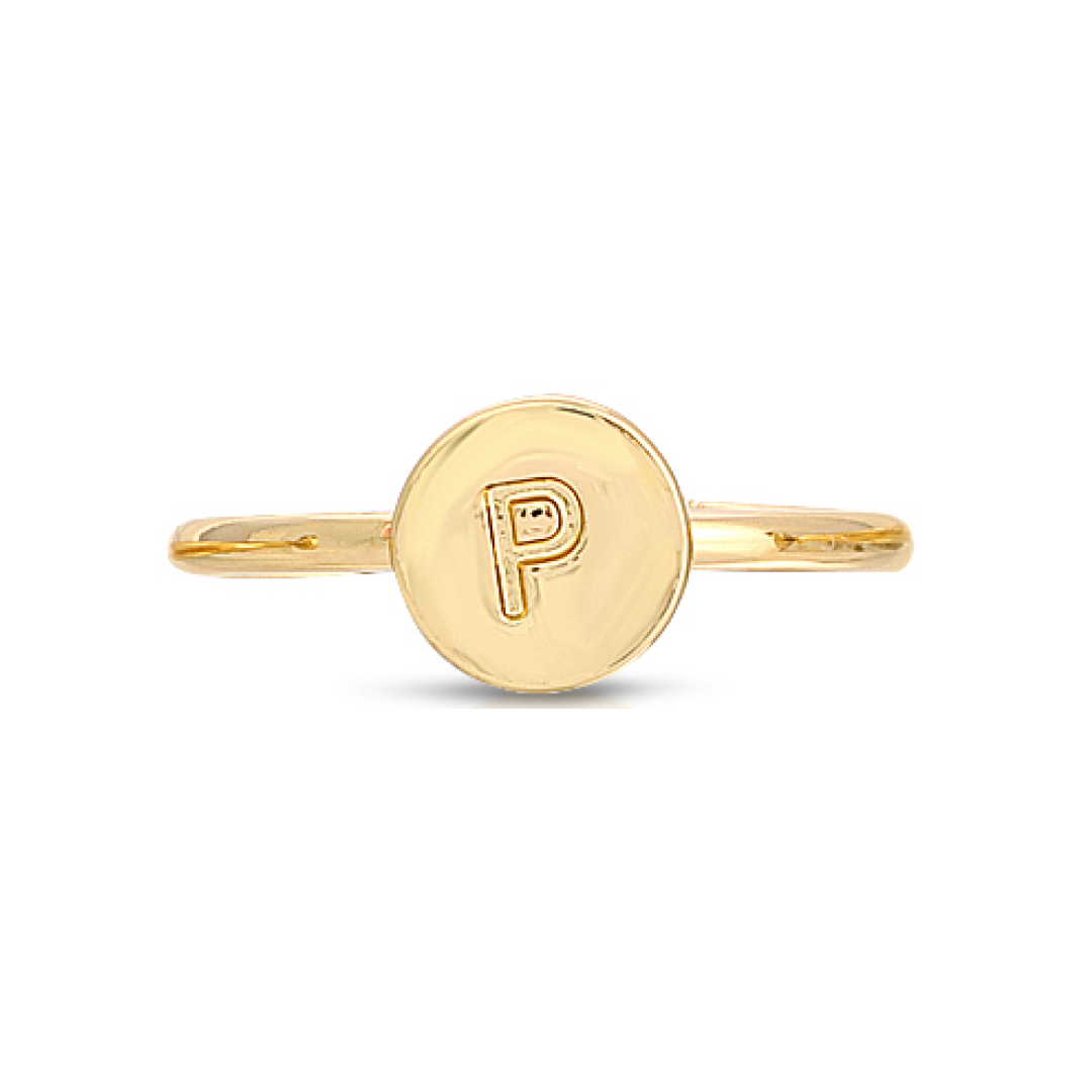 A gold ring features a round face with the letter "P".